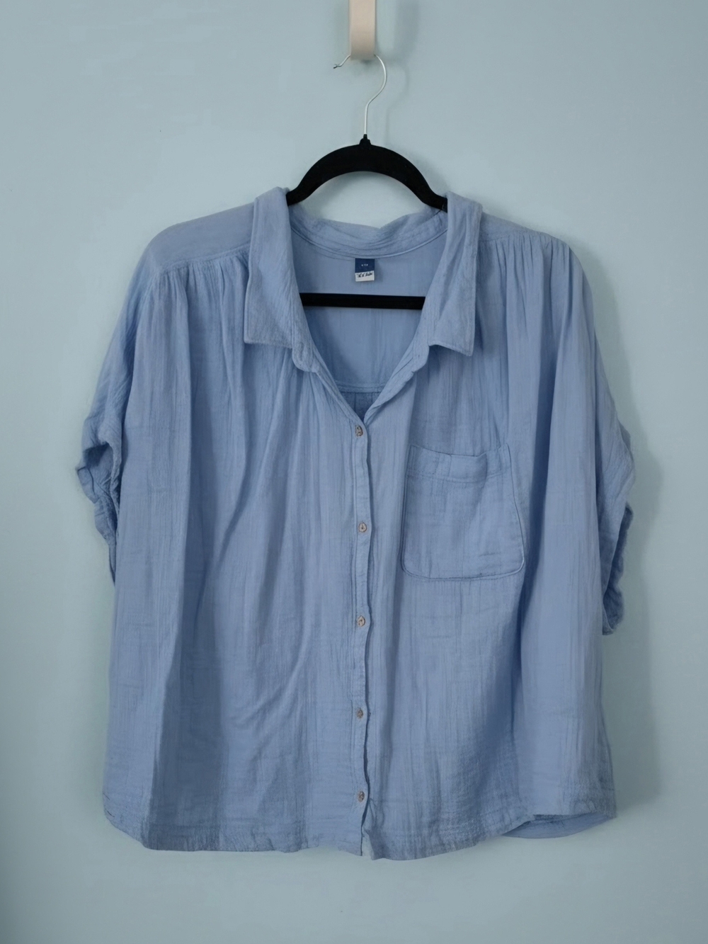 Old Navy Light Blue Cropped Button-Down Shirt
